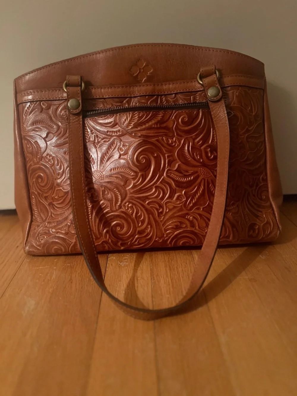 Patricia Nash Poppy Tote Handbag in Tooled Florence Leather - Picture 2 of 16